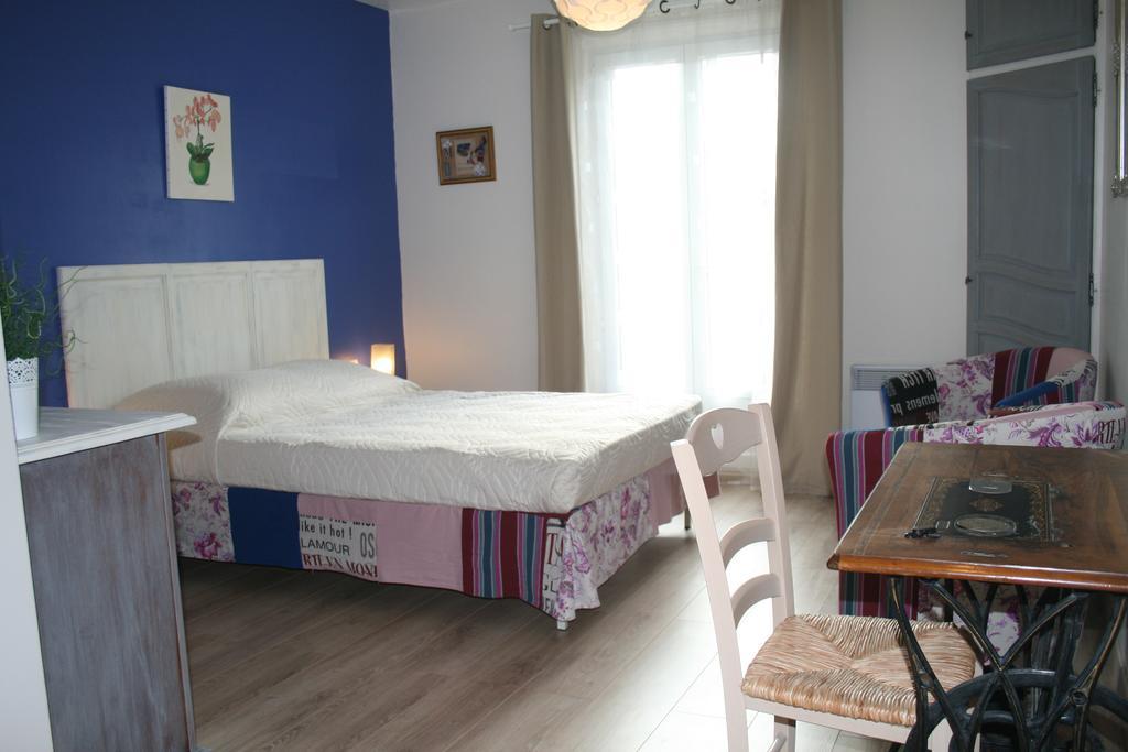 Chambres D'Hotes Le Puid De Gauthier Saturargues Стая снимка